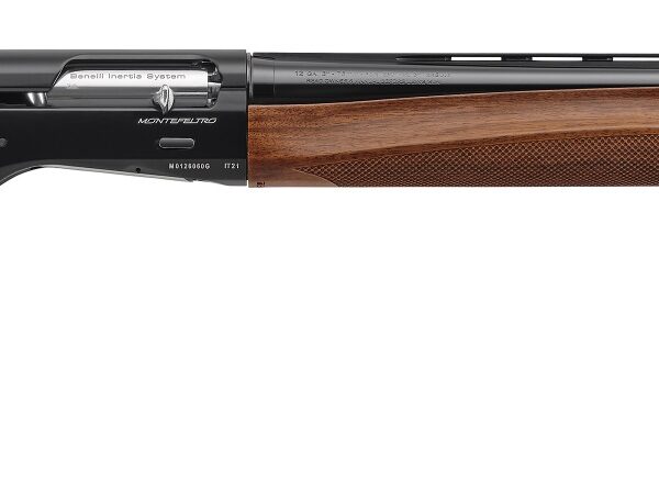 Benelli Montefeltro 12 Ga Semi Auto 26" Barrel Walnut 10881