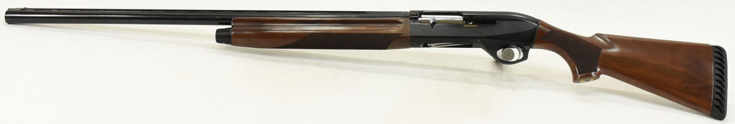Benelli Montefeltro Left Hand 12 Ga Walnut Stock 28" Barrel 10864