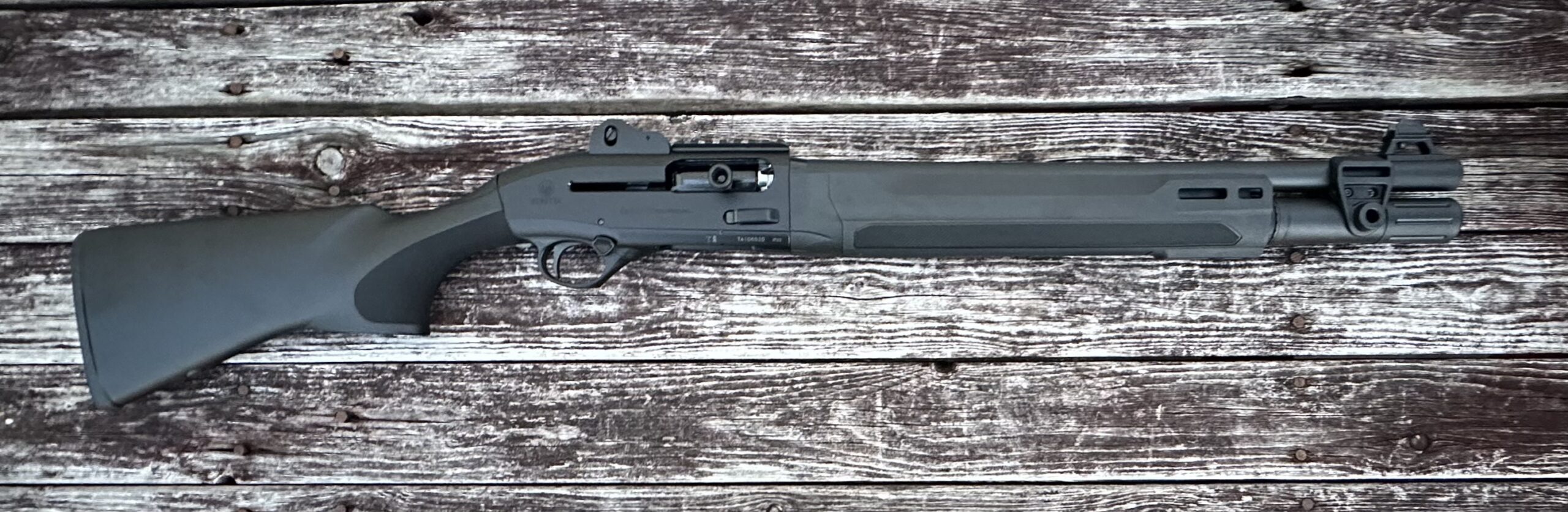 Beretta 1301 Tactical Mod 2 12 Ga Semi Auto 18" Barrel J131M2TT18LE