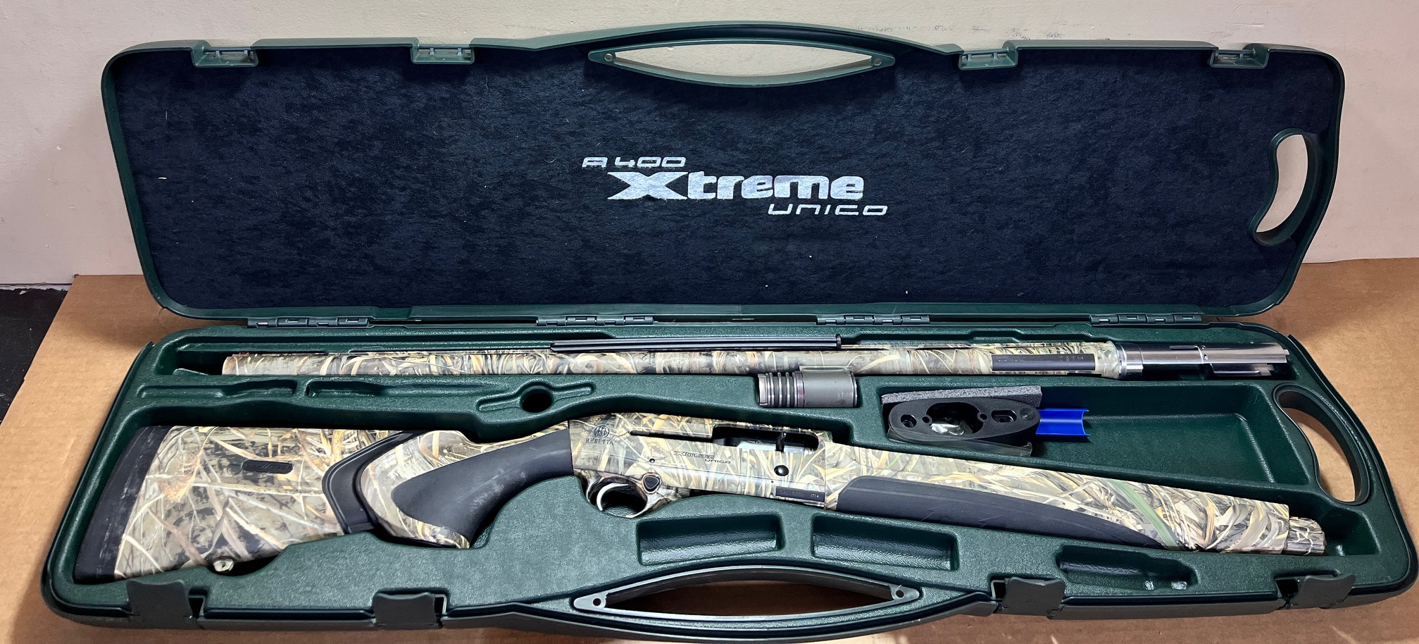 Beretta A400 Xtreme Unico 12 Gauge 30" – Realtree MAX-5, Kick-Off, Semi-Auto