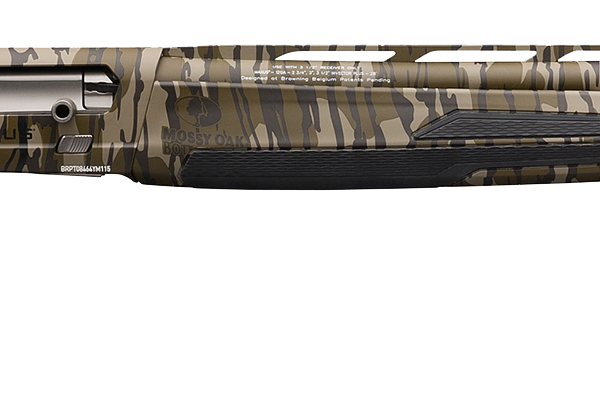 Browning Maxus II 12 Ga Semi Auto 26" Barrel Bottomland Camo 011742205