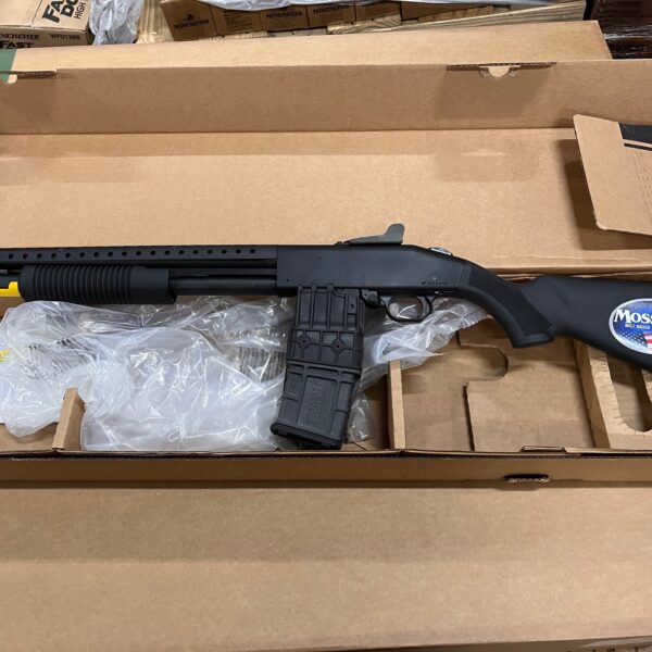 Demo Model Mossberg Firearms 590M 12 Ga Pump Action Mag Fed Shotgun 10+1 50206