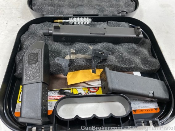 Gen 3 Glock 23 40 S&W complete upper g23 threaded barrel