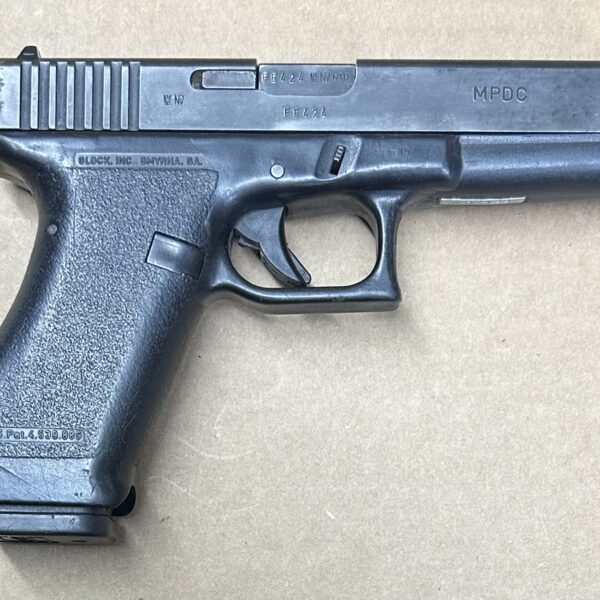 Glock 17 Gen 1 9mm 17 Round Capacity Gen1 Circa 1987 MPDC Stamped