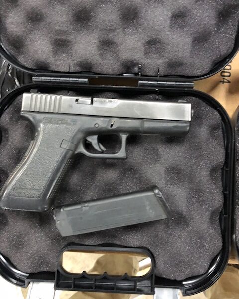 Glock 17 Gen 2 9mm LEO TRADE NS VG 1 Mag