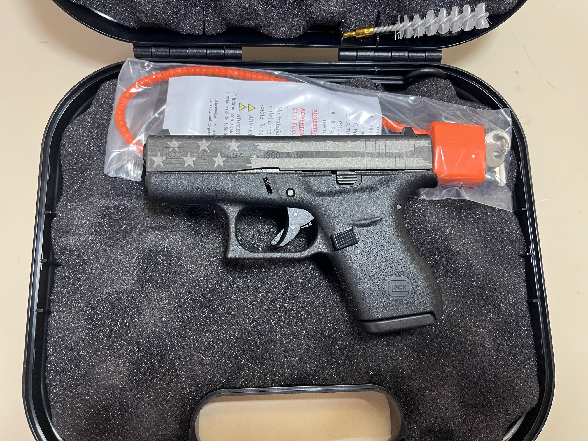 Glock 42 380 ACP ELITE TITANIUM Flag GLOGUI4250201ETBF