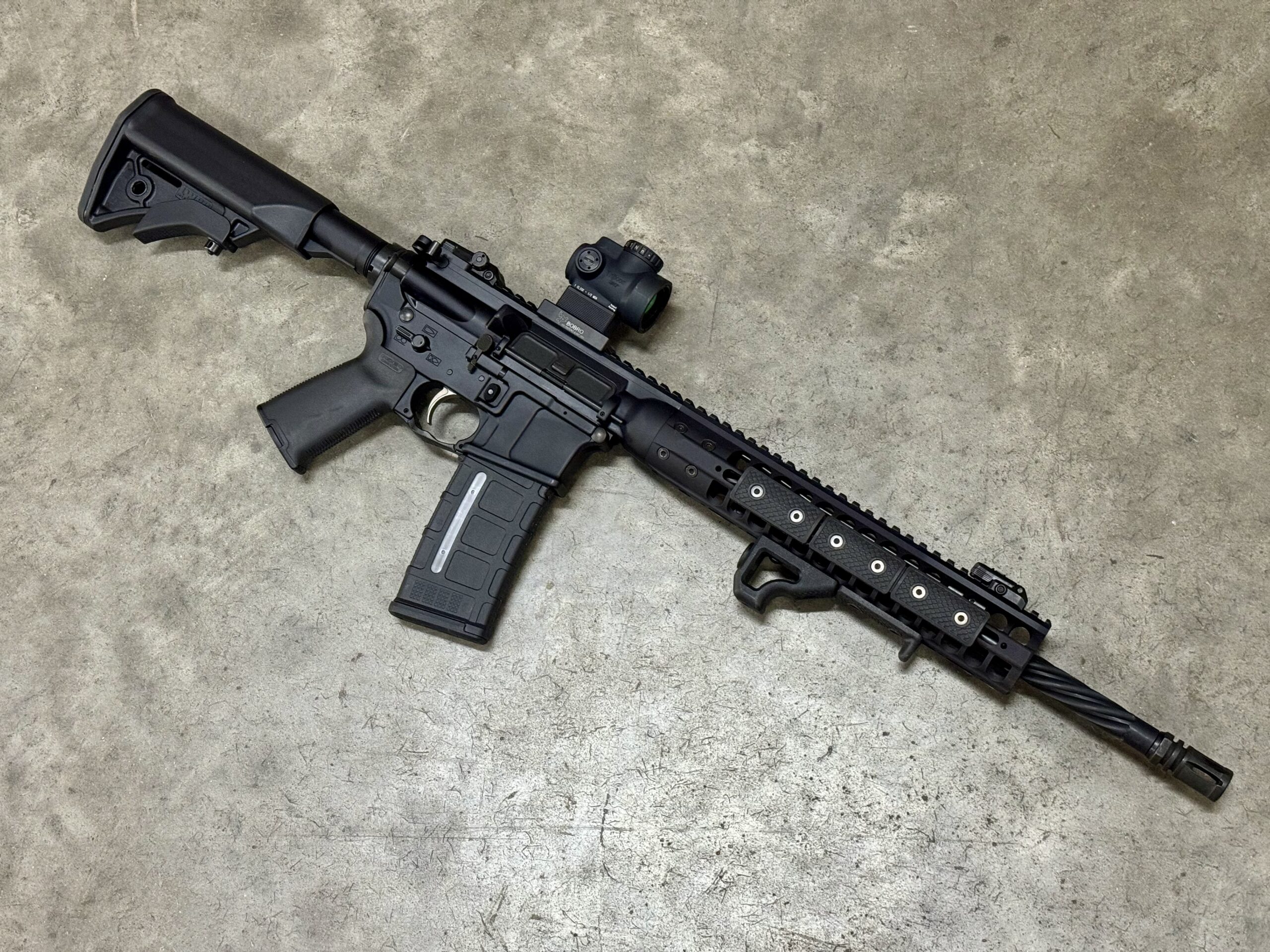 LWRC IC-DI 556 16" Fluted M6IC Ambi Trijicon MRO Bobro Mount MagPul MBUS Pro