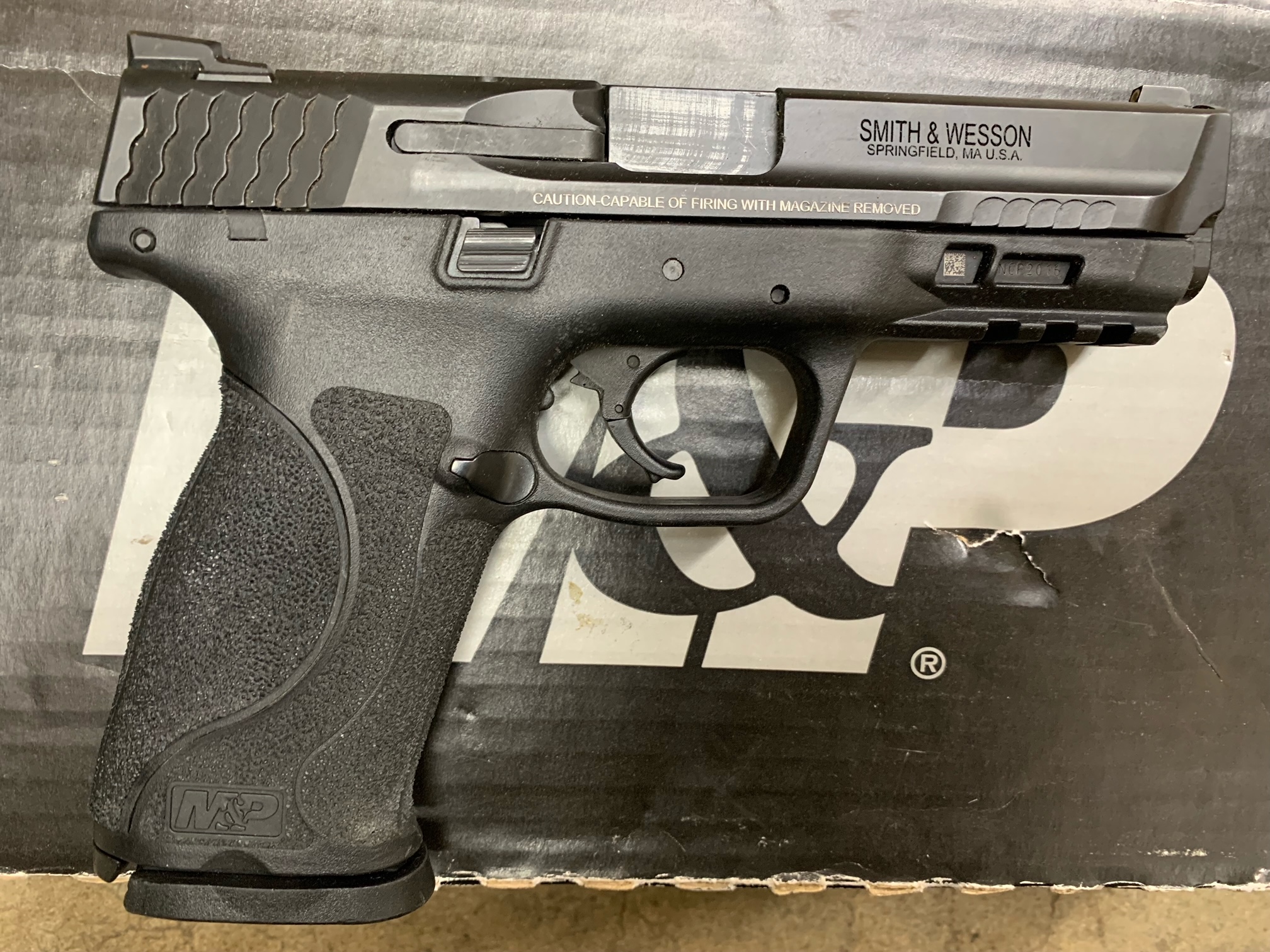 Police trade in SMITH & WESSON M&P9 M2.0 9mm 4.3in NS 1x17rd Mag 11518