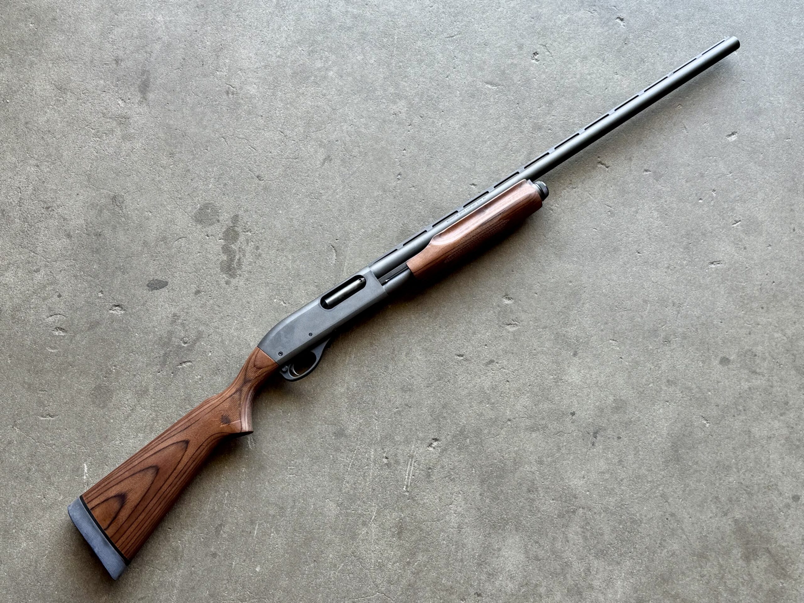Remington 870 Express 12 Gauge 28" Barrel 3" Magnum Vent Rib Laminate Stock