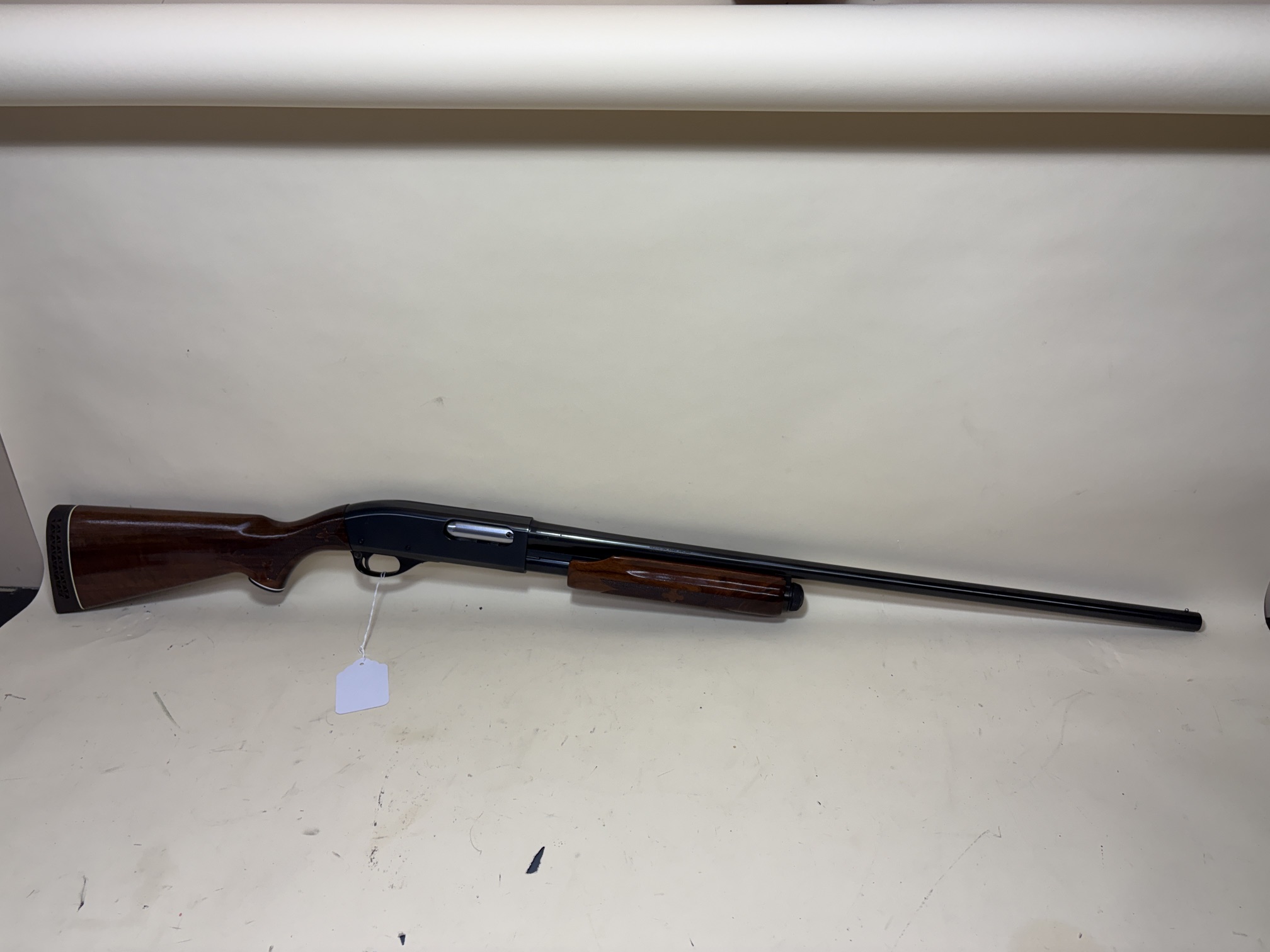 Remington 870 Wingmaster 16 Gauge Pump-Action Shotgun – Modified Choke, 2 3/4” Chamber