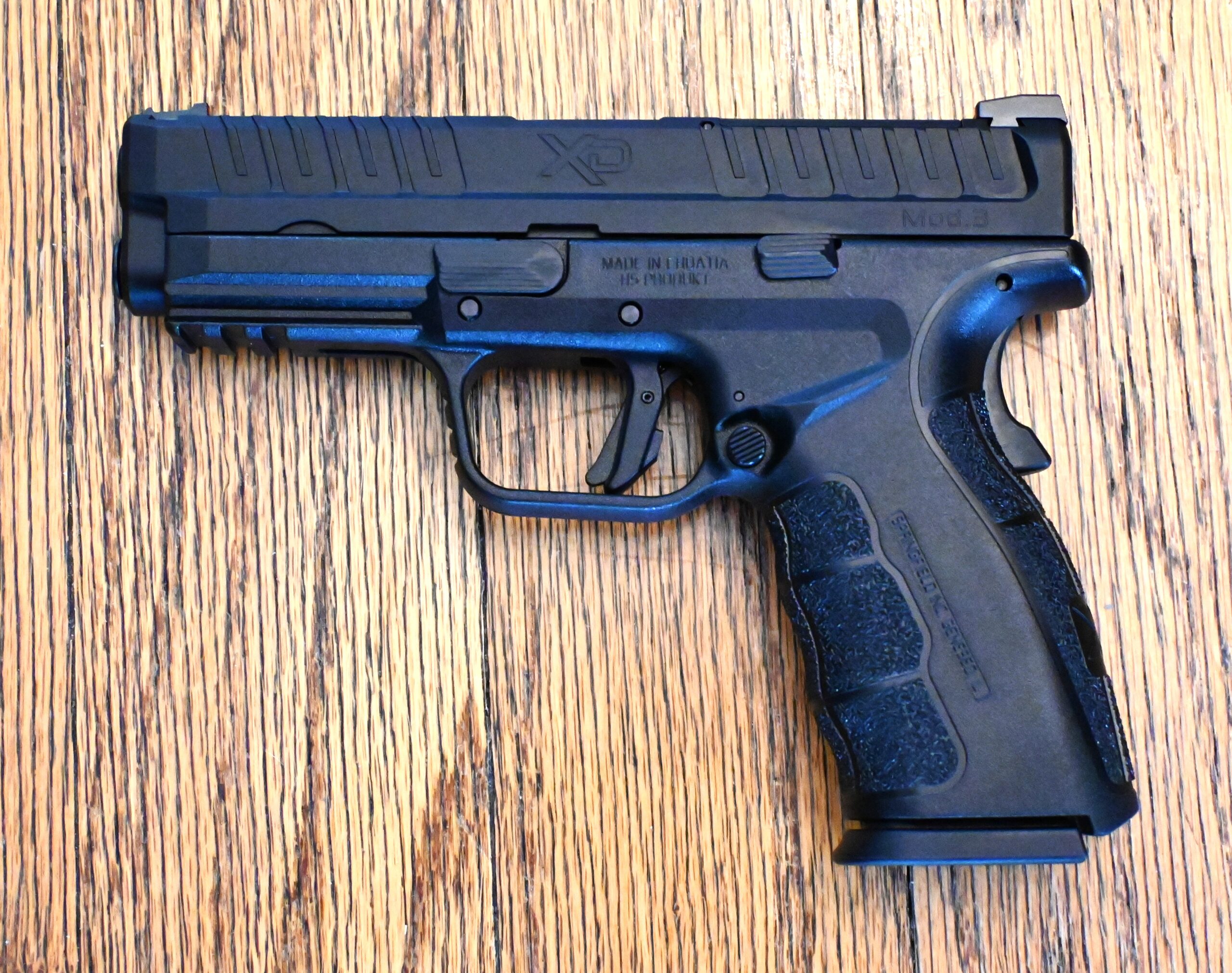 Springfield Armory XD Defender Mod-3 Pistol 9mm (1) 16 Round Magazine, Grip Safety, Ambi Mag release