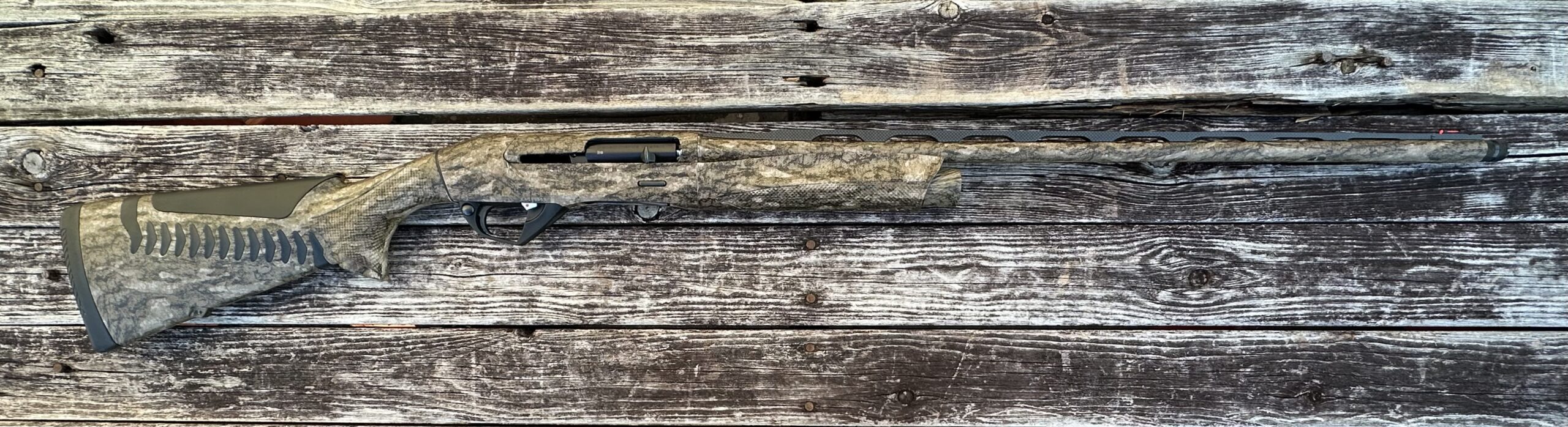 Used Benelli Super Black Eagle 3 28 Ga 26" Barrel Bottomland 10336