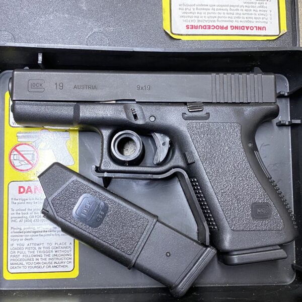 Used Glock 19 Gen 2 9mm Luger 2 Mags