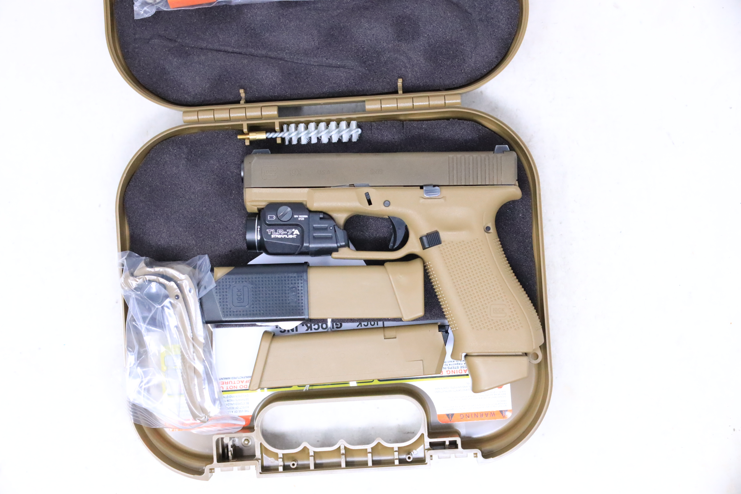Used Glock 19X 9mm 3 Mags Night Sights TLR7-A UX1950703