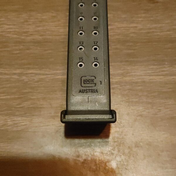 Used Glock 20/40 10mm Factory 15 Round Magazine
