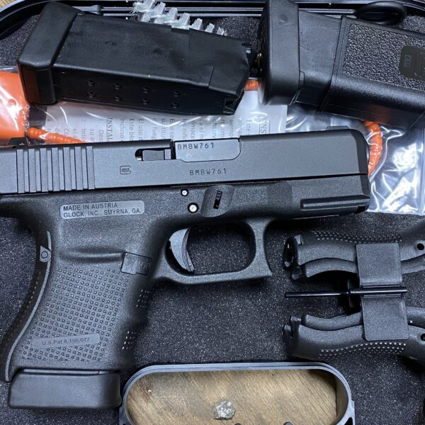 Used Glock 30 Gen 4 45 ACP 3-10 rd Mags Night Sights - excellent!