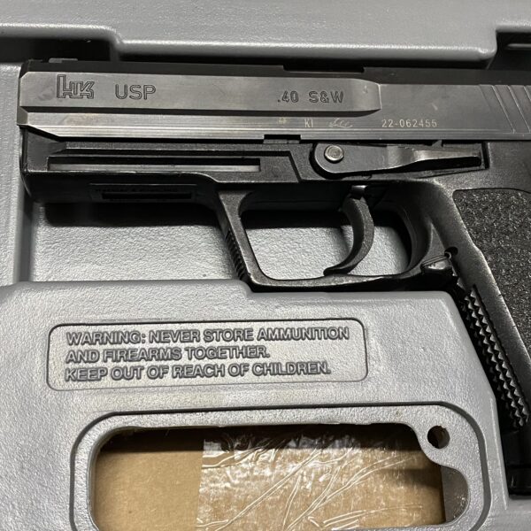 Used Heckler & Koch H&K USP40 40 S&W 13 rd night sights