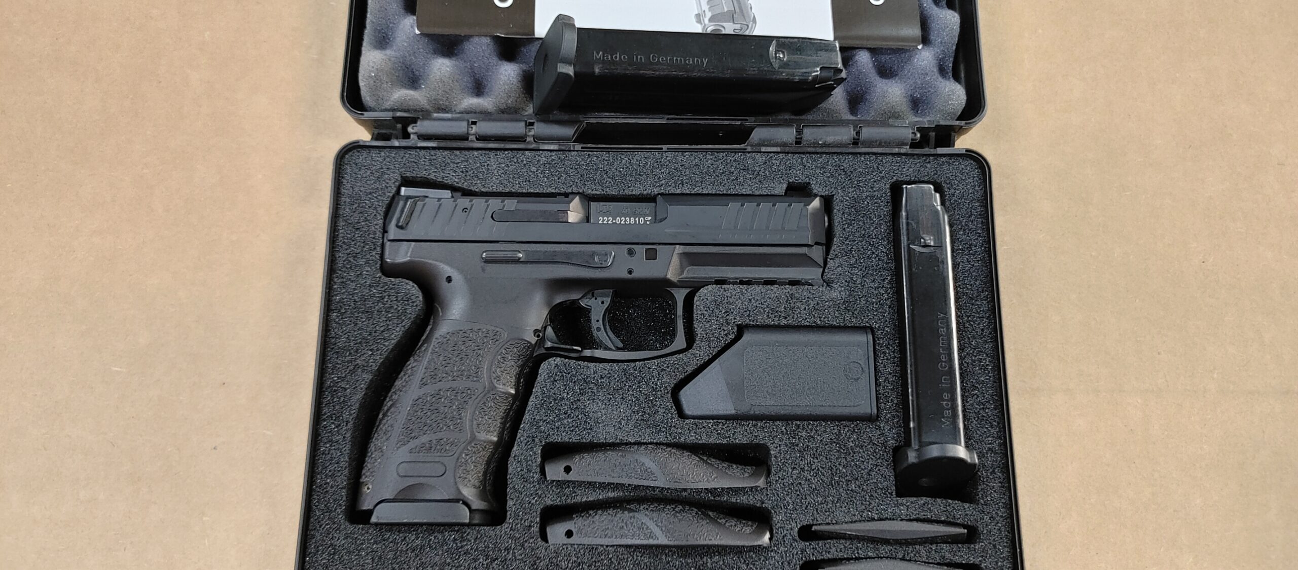 Used Heckler & Koch H&K VP40 40 S&W 3-13 rd Magazines Night Sights RMR Cut Optics Ready 700040LE-A5
