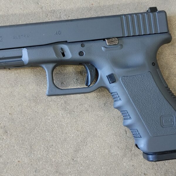 Used Police Trade Glock 22 Gen 3 40 S&W 1-15 rd Mag Night Sights - Sniper Grey