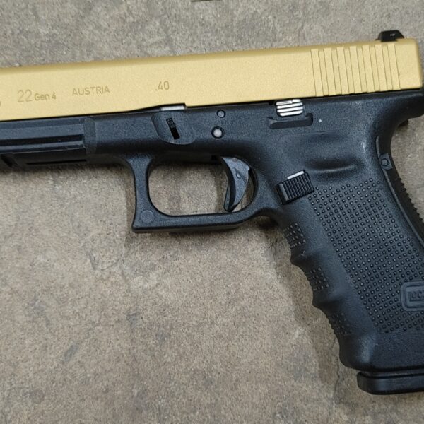 Used Police Trade Glock 22 Gen 4 40 S&W 1-15 rd Mag Night Sights - Gold Slide