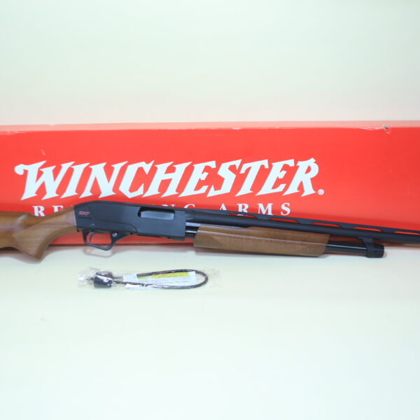 Winchester SXP Field – 20 Gauge Pump, 26" Barrel, Walnut Stock, Invector+ Chokes, With Box
